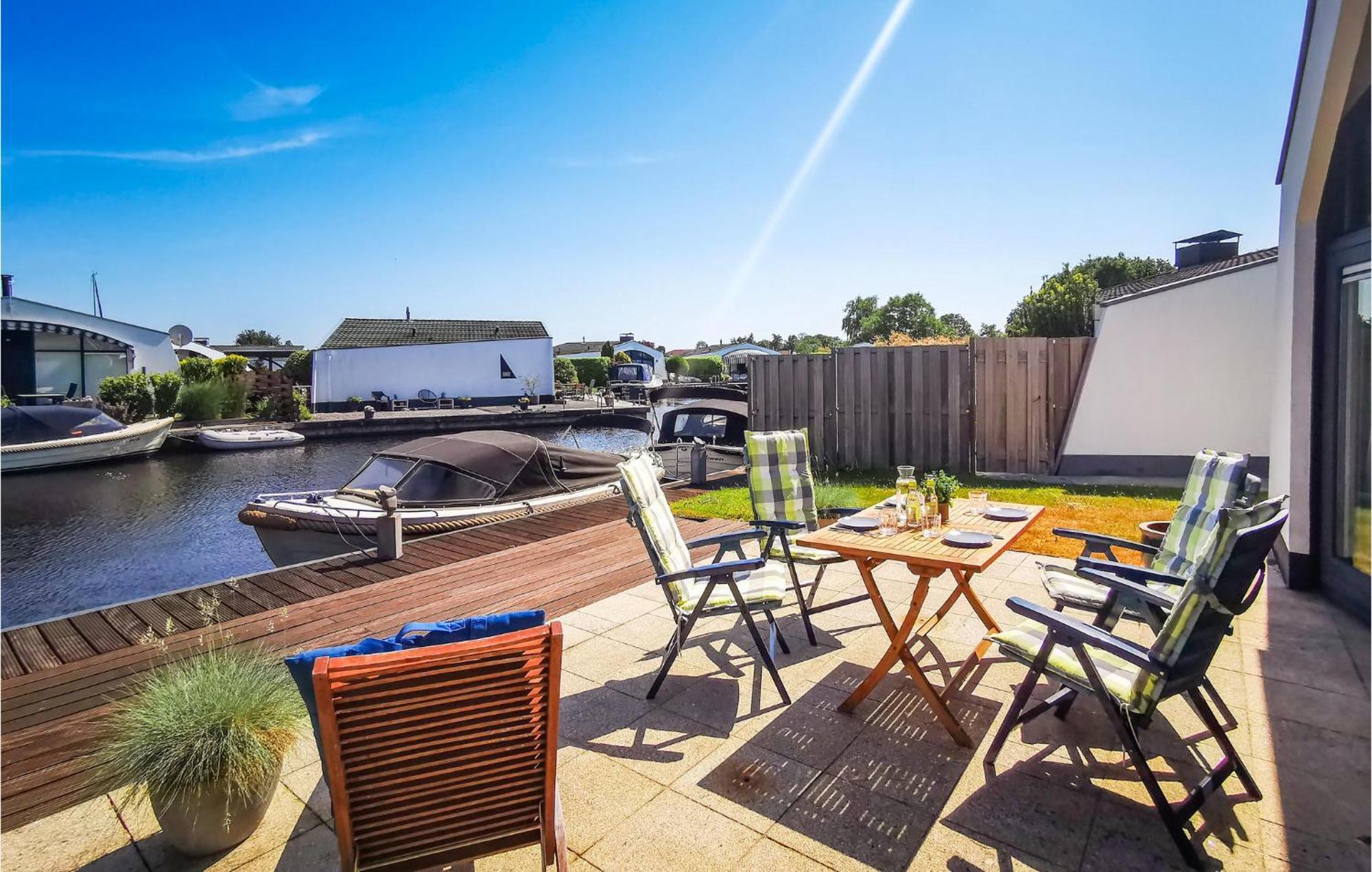 2 Bedroom Gorgeous Home In Lemmer Bagian luar foto